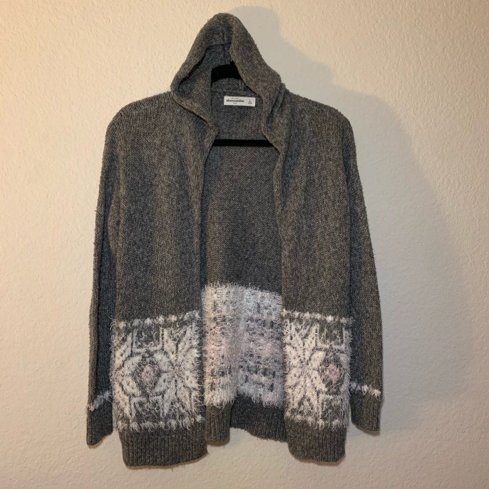 Abercrombie Kids Grey Knit Cardigan w/ Snowflakes